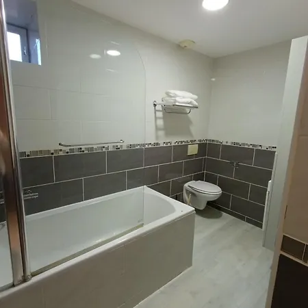 Angleterre 48 Apartment *