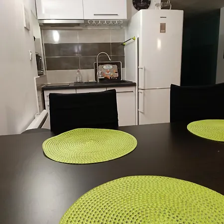 Apartment Angleterre 48 *