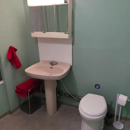 Apartment Angleterre 48 *