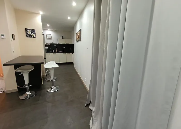 Angleterre 48 Apartman *