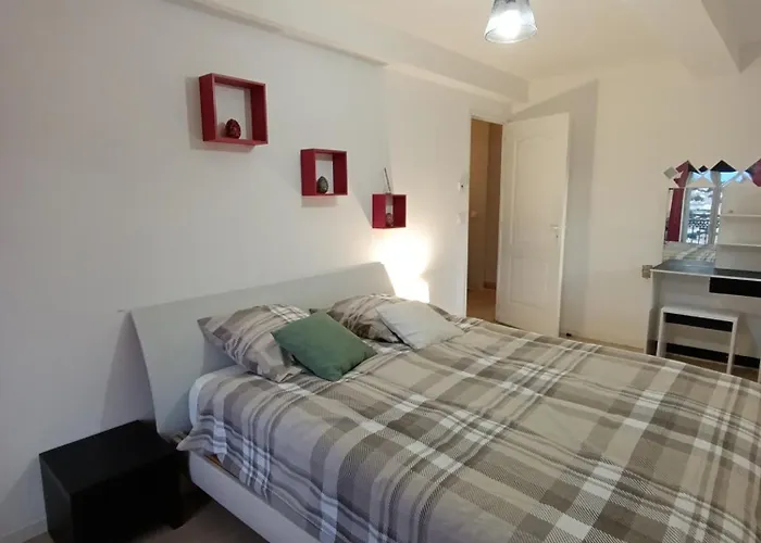 Apartman Angleterre 48 *